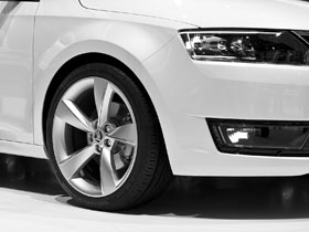 挺固锁防盗门服务电话/(全国统一网点)24小时客服热线告诉你挺固锁防盗门自动关门时冲击力大怎么回事