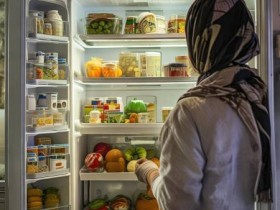 快速清理冰箱秘籍:告别脏乱,焕然一新